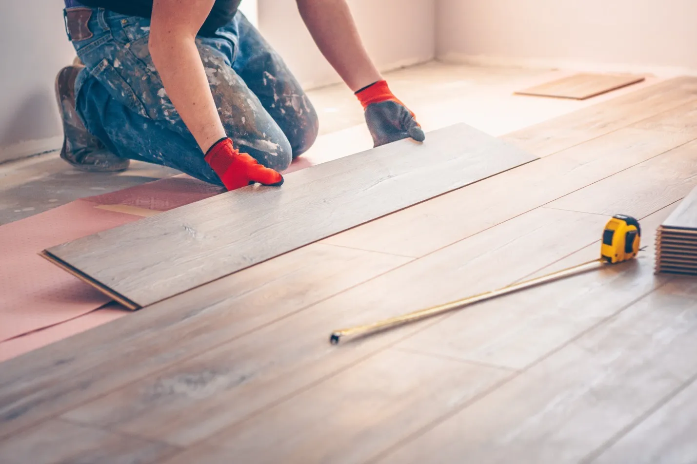 laminate flooring installation and maintenance services dubai